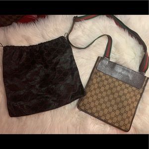 Authentic Gucci Messenger Crossbody Bag